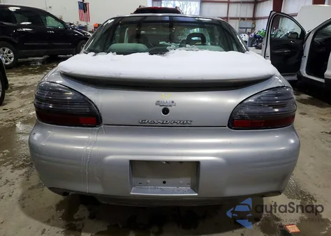 1998 Pontiac Grand Prix Gt z USA, uszkodzony, nr VIN 1G2WP12K6WF293939